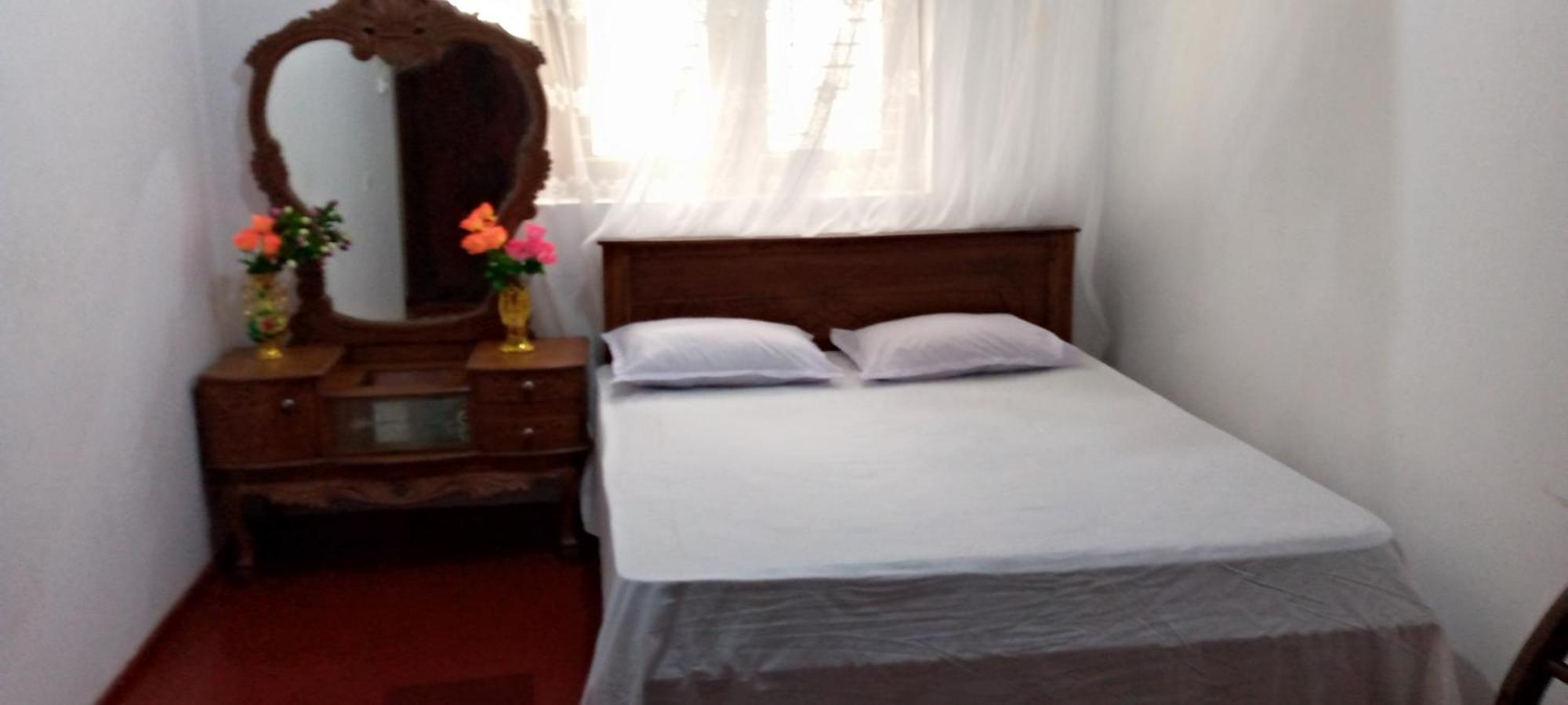 Hotel Desitha Family House à Mirissa Extérieur photo