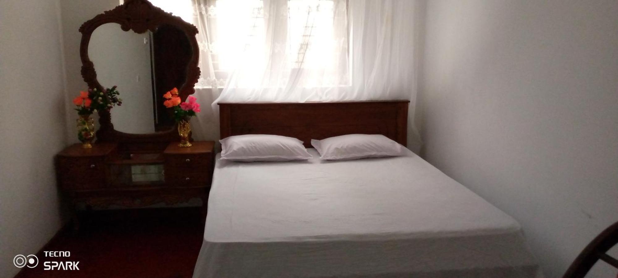 Hotel Desitha Family House à Mirissa Extérieur photo